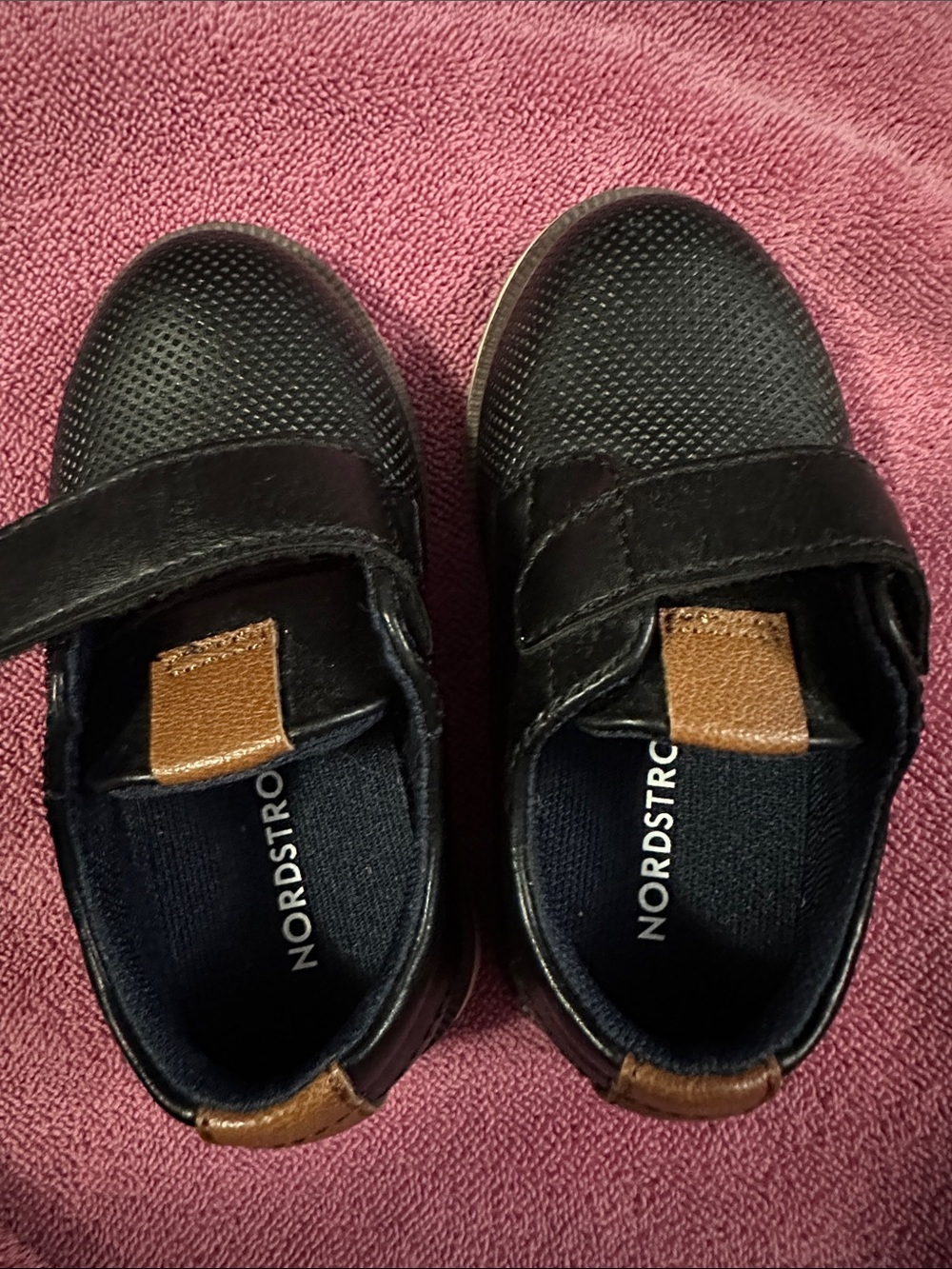 Nordstrom Kids Black Sneakers with Brown Tabs
